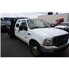Image 2 : 2004 FORD F350 XL SUPERDUTY , PU, WHITE, VIN 1FDWW36P94ED01840