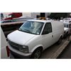 Image 1 : 2004 CHEVROLET ASTRO, CARGO VAN, WHITE VIN 1GCDM19X64B126613