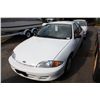 Image 1 : 2002 CHEVROLET CAVALIER, 4DR, WHITE, VIN 1G1JC524627410555
