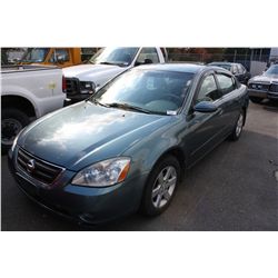 2002 NISSAN ALTIMA 2.5S, BLUE, 4DSDN, VIN 1N4AL11D32C180763