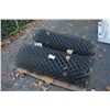 Image 1 : PALLET OF CHAINLINK FENCE