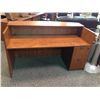 Image 2 : CHERRY BOW FRONT RECEPTION COUNTER