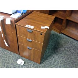 CHERRY 3 DRW. FILE PEDESTAL