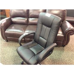 BLACK LEATHER HIBACK EXECUTIVE CHAIR