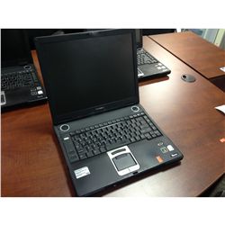 TOSHIBA DUO CORE LAPTOP 1.83 GHZ COMPUTER WITH 1 GB RAM AND 40 GB HARD DRIVE