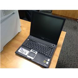 TOSHIBA DUO CORE LAPTOP 1.83 GHZ COMPUTER WITH 1 GB RAM AND 40 GB HARD DRIVE