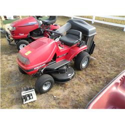 Dynamark riding mower w/bagger