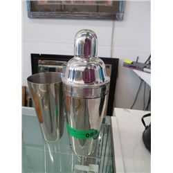 Cocktail shaker