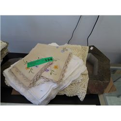 Assorted lace and linen doilies & table linens
