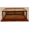 Image 2 : Joseph Knittel Counter Top Display Case