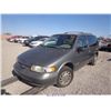 Image 2 : 1996 - NISSAN QUEST