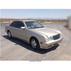 2001 - MERCEDES BENZ E320