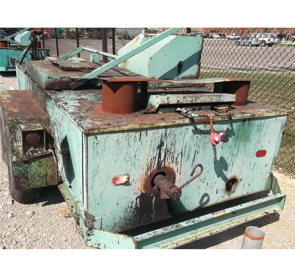 Genesis roofing kettle w / fume gaurd