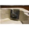 Image 5 : 92" X 92" CAL SPAS COLEMAN SERIES HOT TUB WITH EL DORADO INTERIOR AND TEAK CABINET.