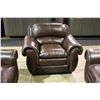 Image 3 : 3 PIECE OX BLOOD STUDDED LEATHER SOFA, LOVESEAT AND CHAIR