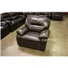 Image 5 : 5 PIECE MODERN BROWN LEATHER SOFA, TWO LOVESEATS, CHAIR AND OTTOMAN