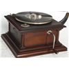 Image 7 : Victor Style Vic IV Mahogany Phonograph
