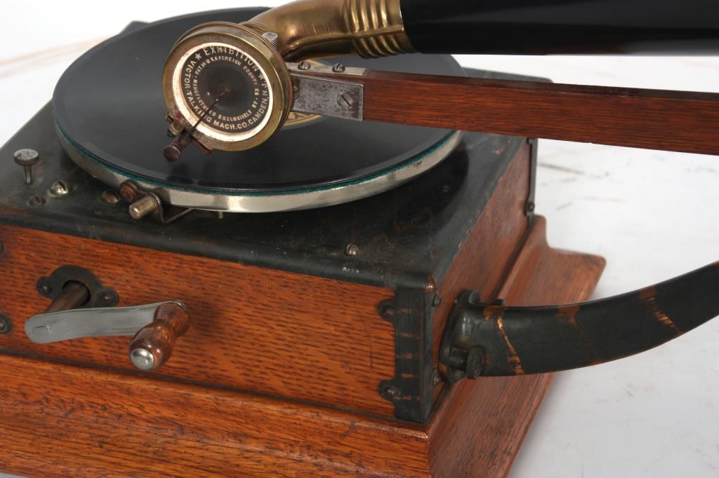 Victor Type R Disc Phonograph