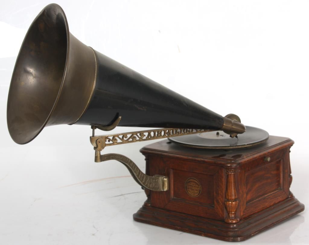 Oak Columbia Disc Graphophone