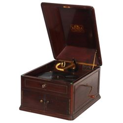 Victor VV-XI Table Model Victrola