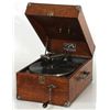Image 2 : Oak Victor Portable VV-50 Victrola