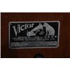 Image 7 : Oak Victor Portable VV-50 Victrola