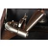 Image 8 : Oak Victor Portable VV-50 Victrola
