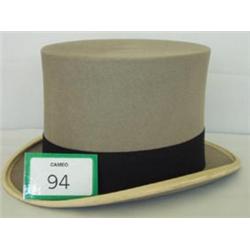 Boxed top hat by Woodrow of London £20 - 40...