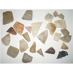 LOT OF 25 TOTAL INDIAN ARROWHEADS & ASSORTED TOOL HEADS *ALL FOR 1 MONEY*!! INDIAN HEADS OUT OF SAFE