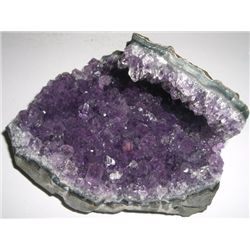 SPECTACULAR AMETHYST GEODE *A-GRADE HIGH QUALITY-NATURAL* APPROX 4  ACROSS & 2 1/2  TALL!!