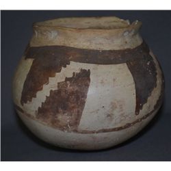 HOMOLOVI POTTERY JAR