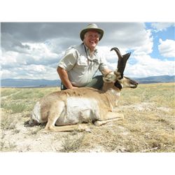 2-Day Pronghorn Hunt for One Hunter and One Non-Hunter in Utah - Includes Trophy Fee