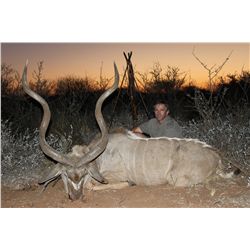 4-Day Plains Game Hunt for One Hunter and One Non-Hunter in Botswana on Private Land - Includes Trop