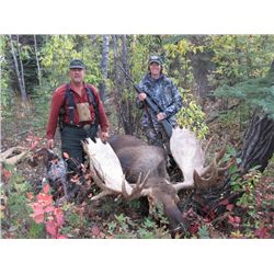 11-Day Trophy Moose Adventure for One Hunter in the Yukon - Includes Trophy Fee