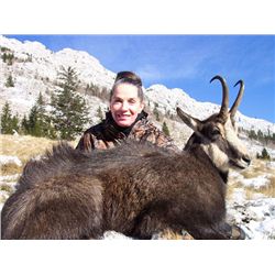 2-Day Balkan Chamois Hunt for One Hunter and One Non-Hunter in Croatia - Includes Trophy Fee