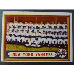 1957 Topps #97 New York Yankees Team Card