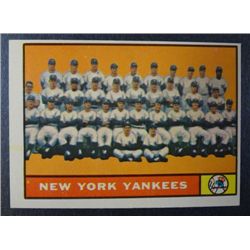 1961 Topps New York Yankees Team Card #228