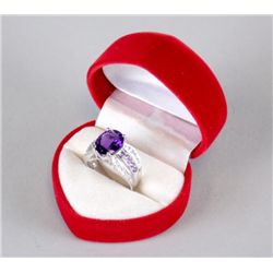 Designer Ladies Cocktail Ring with approximately