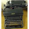 Image 1 : Antique Royal Typewriter.