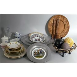 Bonanza lot Porcelains & Glass,