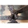 Image 2 : Magnificent Bronze Sculpture Landing Eagle