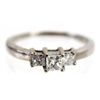 Image 1 : LADIES 14K GOLD PAST PRESENT FUTURE DIAMOND RING
