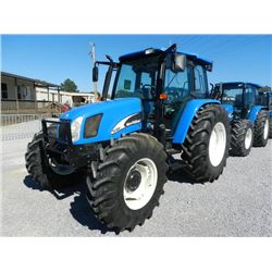2008 NEW HOLLAND TL100A 4X4 FARM TRACTOR, S/N HJS100735, 3 PTH, PTO, TRIPLE REMOTES, TOP LINK, ECAB 
