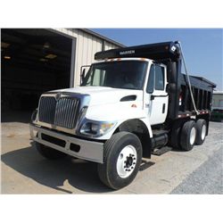 2006 INTERNATIONAL 7400 T/A DUMP, S/N 1HTWHAAR36J392063, 7.6L INT. DIESEL, AUTO TRANS, AIR BRAKES, P