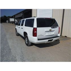 2009 CHEVROLET SUBURBAN 4X4, S/N 1GNGK46K39R178641, 6.0L V8 GAS, A/T, P/S, A/C, ODOMETER READING 122