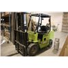 Image 1 : CLARK MOD. GPX 25 PROPANE FORKLIFT WITH SIDE SHIFT