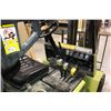 Image 2 : CLARK MOD. GPX 25 PROPANE FORKLIFT WITH SIDE SHIFT