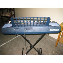 Yamaha Keyboard, W/Stand & Pedal,