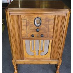 Vintage Phillco Radio,