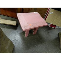 PINK WOODEN STOOL